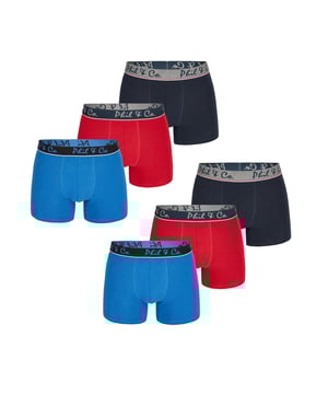 Trunks in een multi-pack van Phil & Co; voor iedereen die van comfortabel houdt! De sets bestaan uit zes retro shorts in verschillende designs. De liefdevol ontworpen zwembroeken voegen variatie toe aan je garderobe. De materiaalmix van zacht katoen en comfortabele stretchvezels garandeert vormbehoud en comfort. De shorts hebben geen irriterende naden bij het zitvlak. De brede contrasterende tailleband geeft de shorts de finishing touch en zorgt ervoor dat de shorts niet afzakken en blijven zitten waar ze horen, zelfs onder druk.