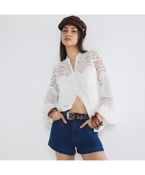 V-neck, Long sleeves, Button fastening, Pintuck detail, EmbroideryAbout the brandFASHION IS OUR DNARiver Island is an icon of the British high street. Inspired by the latest trends and our heritage style archives, we've been serving style and leading trends for over sixty years.We make fashion for real people with real lives, who want to look real good. Because life's a celebration - let's dress for it.