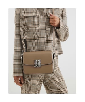 Detachable cross body strap, Detachable chain strap, Silver 'RR' branding, Front flap closure, Interior zipped pocket, Popper fastening, Handle drop: 25cm, H: 16cm x W: 24.5cm x D: 7cmAbout the brandFASHION IS OUR DNARiver Island is an icon of the British high street. Inspired by the latest trends and our heritage style archives, we've been serving style and leading trends for over sixty years.We make fashion for real people with real lives, who want to look real good. Because life's a celebration - let's dress for it.