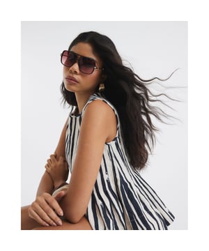Striped, Crew neckline, Sleeveless, Pleated, Peplum hemAbout the brandFASHION IS OUR DNARiver Island is an icon of the British high street. Inspired by the latest trends and our heritage style archives, we've been serving style and leading trends for over sixty years.We make fashion for real people with real lives, who want to look real good. Because life's a celebration - let's dress for it.