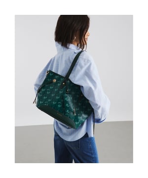 Embossed geometric print, Side tied, Charm pendants, Detachable pouch, Gold metal RI branding, Shoulder handle, Adjustable strap, Handle drop: 23cm x Strap drop: 65cm, Bag dimensions: L: 25cm x D: 18cm x W: 50cmAbout the brandFASHION IS OUR DNARiver Island is an icon of the British high street. Inspired by the latest trends and our heritage style archives, we've been serving style and leading trends for over sixty years.We make fashion for real people with real lives, who want to look real good. Because life's a celebration - let's dress for it.