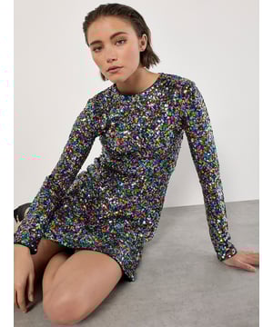 Dieses mit Pailletten besetzte Minikleid ist ein echter Hingucker. Der figurschmeichelnde Schnitt ist gefüttert und bietet eine regenbogenfarbene Farbpalette, einen Rundhalsausschnitt und einen Schlüssellochverschluss im Nacken.