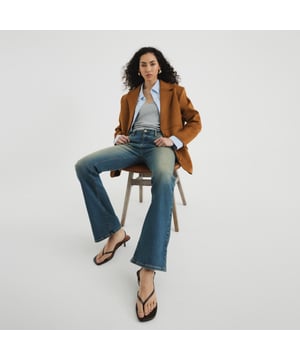 Mid rise, Bootcut design, Denim fabric, Belt loops, Classic 5 pockets, Button and zip fasteningAbout the brandFASHION IS OUR DNARiver Island is an icon of the British high street. Inspired by the latest trends and our heritage style archives, we've been serving style and leading trends for over sixty years.We make fashion for real people with real lives, who want to look real good. Because life's a celebration - let's dress for it.
