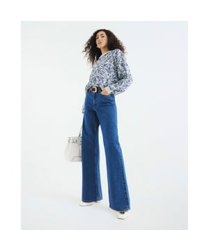 Denim fabric, Straight leg, Classic 5 pocket styling, Belt loops, Zip and button fasteningAbout the brandFASHION IS OUR DNARiver Island is an icon of the British high street. Inspired by the latest trends and our heritage style archives, we've been serving style and leading trends for over sixty years.We make fashion for real people with real lives, who want to look real good. Because life's a celebration - let's dress for it.