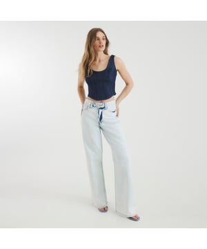 Bleached design, Button & zip fastening, Belt loops, Relaxed straight leg, Pocket detailAbout the brandFASHION IS OUR DNARiver Island is an icon of the British high street. Inspired by the latest trends and our heritage style archives, we've been serving style and leading trends for over sixty years.We make fashion for real people with real lives, who want to look real good. Because life's a celebration - let's dress for it.