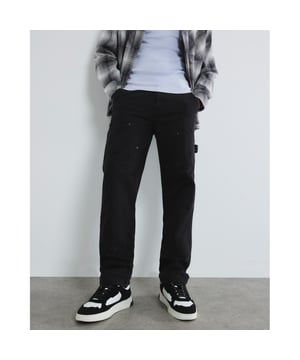 Straight leg, Denim, Classic 5 pocket styling, Belt loops, Leg panel detail, Zip and button fasteningAbout the brandFASHION IS OUR DNARiver Island is an icon of the British high street. Inspired by the latest trends and our heritage style archives, we've been serving style and leading trends for over sixty years.We make fashion for real people with real lives, who want to look real good. Because life's a celebration - let's dress for it.