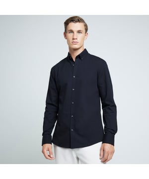 Textured fabric, Collared, Long sleeves, Cuffed, Button fasteningAbout the brandFASHION IS OUR DNARiver Island is an icon of the British high street. Inspired by the latest trends and our heritage style archives, we've been serving style and leading trends for over sixty years.We make fashion for real people with real lives, who want to look real good. Because life's a celebration - let's dress for it.