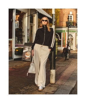 Wide leg, Side stripe, Elasticated drawstring waistAbout the brandFASHION IS OUR DNARiver Island is an icon of the British high street. Inspired by the latest trends and our heritage style archives, we've been serving style and leading trends for over sixty years.We make fashion for real people with real lives, who want to look real good. Because life's a celebration - let's dress for it.