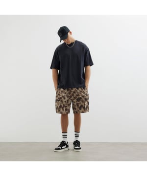Camouflage print, Utility zipped pockets, Side and back slip pockets, Buttoned and zipped fastening, Elasticated drawstring waistAbout the brandFASHION IS OUR DNARiver Island is an icon of the British high street. Inspired by the latest trends and our heritage style archives, we've been serving style and leading trends for over sixty years.We make fashion for real people with real lives, who want to look real good. Because life's a celebration - let's dress for it.