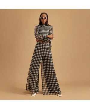 Cotton fabric, Gingham print, Wide legAbout the brandFASHION IS OUR DNARiver Island is an icon of the British high street. Inspired by the latest trends and our heritage style archives, we've been serving style and leading trends for over sixty years.We make fashion for real people with real lives, who want to look real good. Because life's a celebration - let's dress for it.