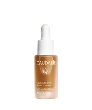 Achieve a sun-kissed glow with Caudalie Vinobronze Self-Tan Sun Drops. This innovative formula features natural DHA and erythrulose combined with hydrating organic grape water for a customizable, streak-free tan suitable for all skin types, including sensitive skin. Its non-greasy texture ensures smooth application. Enjoy hydration and a commitment to sustainability while achieving your desired tan. Mix 2-6 drops with your favorite Caudalie cream for a light to deeper tan. Alcohol and fragrance-free for everyday use, join Caudalie's mission to protect the environment.