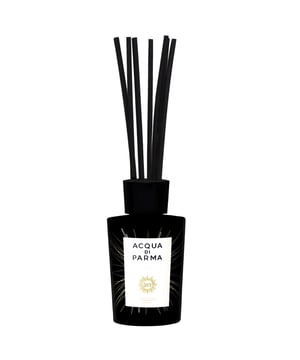 Transform your living space with the Acqua Di Parma Tenuta Luce Luxury Home Diffuser. This exquisite diffuser embodies the essence of Italy, blending rich heritage with modern elegance. Experience a sensory journey evoking sun-kissed vineyards through its vibrant woody aromatic notes. Housed in a stunning black lacquered glass jar with golden details, this diffuser radiates warmth and sophistication. Perfect for creating a welcoming atmosphere, it lasts between 10 to 12 weeks, making it a long-lasting addition to your home decor.