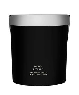 Experience the enchanting aroma of Jo Malone Myrrh & Tonka Candle, an exquisite amber fragrance that was launched in 2016. This luxurious candle features a soothing top note of Lavender, harmoniously blended with the warm essence of Omumbiri Myrrh at its heart. The base of Tonka Bean adds a rich and comforting finish, creating a serene atmosphere in any space. With a burn time of up to 45 hours, this elegantly designed candle measures H9.2 x W7.5cm. Please note that packaging may vary, and matches are not included.