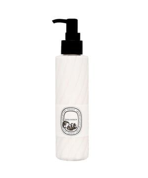 Indulge your skin with Diptyque Philosykos Hand and Body Lotion, a luxurious formula designed to deeply nourish and hydrate. This rich lotion envelops your skin in the fresh and captivating scent of fig trees, featuring a harmonious blend of fig leaves, sap, and wood, complemented by a subtle touch of black pepper. Experience silky smooth skin with every application. Simply massage into your hands and body until fully absorbed for a revitalizing and fragrant experience.