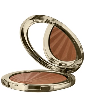 Experience the beauty of sun-kissed skin with the Sisley Phyto-Touche Illusion d'Été Compact Sun Glow Bronzing Gel-Powder. This luxurious bronzing gel-powder is infused with nourishing extracts of gardenia, woodmallow, and linden blossom, providing a radiant glow with just one application. Ideal for both light and tanned skin tones, it features a unique soft focus effect that smooths and enhances your complexion with micronised pigments for a natural finish. Achieve a healthy glow by applying it to your cheekbones, forehead, shoulders, and décolleté for a sunlit look all year round.