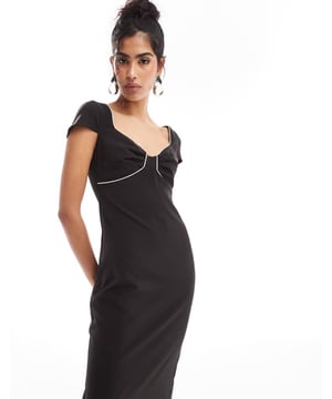 Dresses by ASOS DESIGN Thanks, it's ASOS Scoop neck Cap sleeves Contrast piping Zip-back fastening Slim fitSold By: Asos