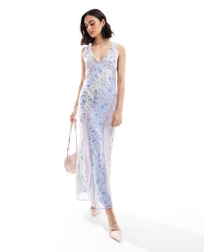 Dresses by ASOS DESIGN BNO, here you come V-neck Sleeveless style Lace inserts Zip-side fastening Regular fitSold By: Asos