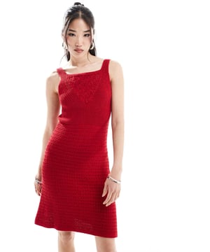 Dresses by Nobody's Child Double-tap worthy Square neck Sleeveless style Regular fitSold By: Asos
