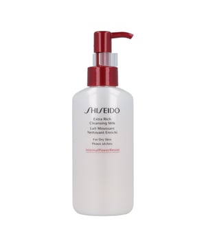 Experience the indulgence of Shiseido's Extra Rich Cleansing Milk, specially formulated for dry skin. This luxurious cleansing milk effectively removes oxidized sebum and impurities while delivering deep hydration for a healthy, radiant complexion. Its mildly acidic formula is designed to match your skin's natural pH, ensuring a gentle yet effective cleanse. For best results, use morning and night: simply combine with a small amount of water to create a rich lather, apply to your face, and rinse thoroughly. Treat your skin to the care it deserves with Shiseido.