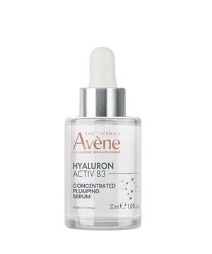 Entdecken Sie die Kraft des Avène Hyaluron Activ B3 Concentrated Plumping Serums, das dazu entwickelt wurde, feine Linien und Falten zu bekämpfen und gleichzeitig Ihre Haut intensiv mit Feuchtigkeit zu versorgen. Dieses Serum enthält eine Kombination aus 6% Niacinamid und 1,5% Hyaluronsäure, die Festigkeit und Elastizität wiederherstellt. Mit einer minimalistischen Formel aus nur 8 Inhaltsstoffen ist es perfekt für empfindliche Haut und bietet sichtbare Straffungseffekte in 15 Tagen. Genießen Sie eine leichte, ölfreie Textur, die schnell einzieht und Ihre Haut frisch und angenehm anfühlt. Geeignet für Gesicht, Hals und Dekolleté.