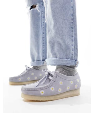 Shoes by Clarks Originals Shoe 'drobe stand-outs Floral design Lace-up fastening Apron toe Chunky sole Textured treadSold By: Asos