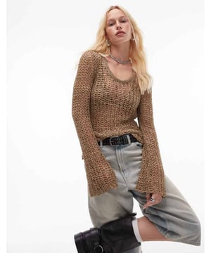 Tops by Topshop This is Topshop Scoop neck Flared sleeves Regular fitSold By: Asos