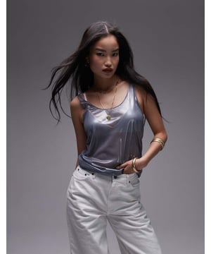 Tops by Topshop This is Topshop Plain design Scoop neck Regular fitSold By: Asos