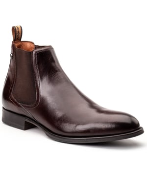 Verbessern Sie Ihren Stil mit den Herren Chelsea Stiefeln 'Whittle' von Base London. Hergestellt aus hochwertigem Leder mit weichem Futter, Ortholite-Innensohle und einem Zuglasche für einfaches Anziehen - diese Stiefel sind ideal, um im Konferenzraum zu glänzen oder das Date zu bestimmen.