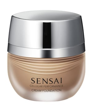 Este maquillaje nutritivo está diseñado para combatir el envejecimiento, presentando una cremosa textura que ayuda a disimular manchas oscuras, restaurar el brillo y unificar el tono de la piel, al mismo tiempo que mejora su luminosidad y firmeza. Con una composición que incluye un 80% de ingredientes exclusivos para el antienvejecimiento, extraídos de SENSAI CELLULAR PERFORMANCE, crea una delicada capa en la superficie de la piel que retiene la hidratación, optimiza la cobertura y proporciona un efecto reafirmante excepcional. Ofrece un acabado que perdura, con una sensación sedosa, suave y radiante. Además, su fórmula está enriquecida con una alta hidratación y cuenta con protección solar SPF 15. Se encuentra disponible en ocho diferentes tonalidades.