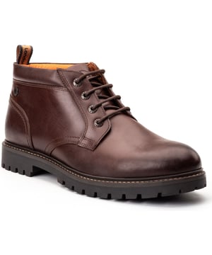 Lässig, robust und mühelos cool. Der Cobalt Knöchelstiefel verfügt über eine gepolsterte Ledermanschette, 4-Löcher-Verschluss und eine Nylon-Zuglasche für einfaches Anziehen. Mit einer profilierten Gummisohle und einer Ortholite-Innensohle ist er für den ganztägigen Komfort mit einer robusten Note konzipiert.