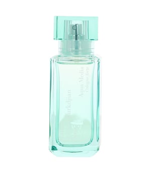 Discover the refreshing allure of Maison Francis Kurkdjian Aqua Media Cologne Forte Eau de Parfum Spray. This unisex fragrance captures the essence of vibrant bergamot, crisp verbena, and a hint of sweet fennel, creating a lively and invigorating scent. The unique hedione-woody musk base adds depth and sophistication, ensuring you feel revitalized and confident throughout the day. Perfect for any occasion, this captivating perfume enhances your daily routine and well-being. Elevate your fragrance collection with this exquisite scent today!