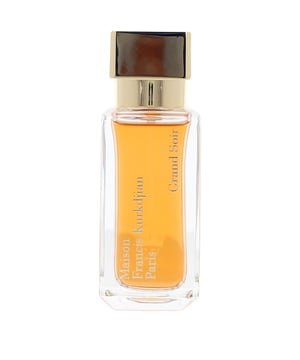 Immerse yourself in the enchanting warmth of Maison Francis Kurkdjian Grand Soir Eau de Parfum. Inspired by the stunning hues of dusk, this ambery and woody fragrance offers a sensual experience. From the first spritz, you'll be enveloped in the rich essence of cistus labdanum, the fresh notes of lavandin, and the subtle kick of cinnamon leaf. As it evolves, the amber-vanilla accord, enriched with benzoin nuances, leaves a lasting impression. Perfect for anyone seeking sophistication and allure, Grand Soir is the fragrance that captures the magic of the evening.