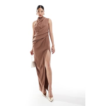 Dresses by ASOS DESIGN When the dress code means a dress High neck Ruched design Sleeveless style Zip-side fastening Thigh-high split Slim fitSold By: Asos