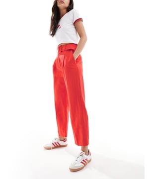 Trousers & Leggings by ASOS DESIGN For days when denim won't do Plain design High rise Belted waist Side pockets Cropped length Regular fitSold By: Asos