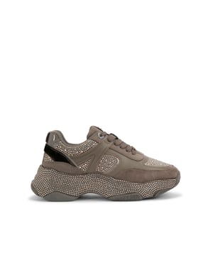 This KG Kurt Geiger Lucile Lace Up Gem sneaker is a chunky brown style with crystal embellishment across the upper. The branding details are in a chic silver and the exaggerated sole is in rubber.