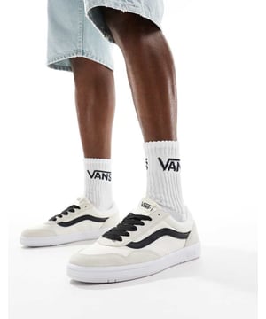 Shoes by Vans Sneaking into your wardrobe Low-profile design Lace-up fastening Signature Vans branding Old Skool stripe to sides Padded cuff Durable rubber outsole Signature waffle treadSold By: Asos