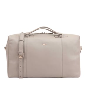 This Paul Costelloe ODELIA Weekend/Duffle Bag benefits from having top handles and an adjustable shoulder strap so you can wear it however you find most comfortable! Roomy enough for all your overnight essentials. It is sturdy yet light to carry. Perfect for long weekend stay or as a hospital bag for you and the new baby. Designed with one large main compartment as well as a secure interior pockets, it can hold all your essentials with ease.