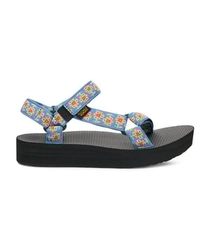 Amp up your summer with this metallic studded stunner. Cut from premium leather, our ultra-soft straps have been embellished with studs and paired with a cushy EVA footbed and roam-ready rubber sole to tackle wherever the day takes you