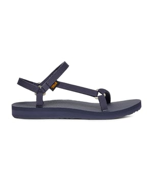 A minimalist style made for everyday wear, this silhouette cues up luxe leather straps to deliver a sleek, strappy summer sandal. A pared-back version of Teva’s timeless adventure icon, this update is ready to tackle sunshine-filled adventures.