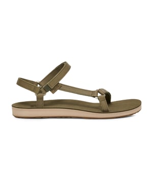 A minimalist style made for everyday wear, this silhouette cues up luxe leather straps to deliver a sleek, strappy summer sandal. A pared-back version of Teva’s timeless adventure icon, this update is ready to tackle sunshine-filled adventures.