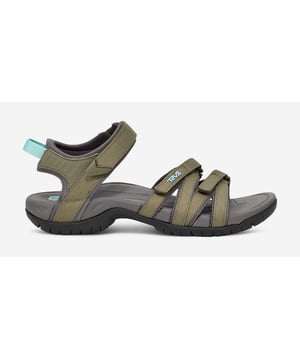 Fine tuned for your foot, the multi-purpose women’s Tirra brings crazy comfort to the adventure of your choosing.