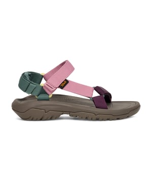 An infinitely versatile sandal, the Hurricane XLT2 is outfitted for grippy traction while keeping you comfortable. Employing 100% REPREVE® recycled polyester straps and supportive midsole, our iconic sport sandal is up for any adventure.