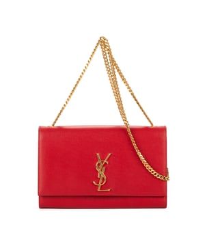 Yves Saint Laurent Bolsas Kate Tassel Medium Bolso bandolera en Rojo Piel de becerro y Oro hardware. El producto esta en Perfectas Condiciones (AA).
  Dimensiones: 24x15x5 cm 
  Accesorios incluidos: Dustbag
  Notas de Hardware: Arañazos
  BrandCo Paris encuentra artículos raros y en las mejores condiciones a precios increíbles. ¡Vale la pena tener paciencia! Compra con confianza: todos los artículos de BrandCo Paris son seleccionados y autenticados cuidadosamente por nuestro equipo de expertos.
  Todos los artículos vienen con un certificado de autenticidad y un embalaje entregado por BrandCo Paris.
  Tabla de clasificación de la condición del artículo
  N (como nuevo)
  AA (perfecto estado)
  A (excelente estado)
  AB (muy buen estado)
  B (bueno/regular)