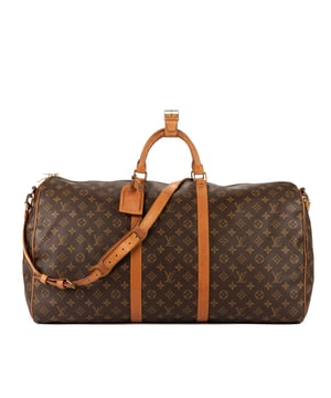 Louis Vuitton Tassen Keepall 60 Reistas in de Bruin Gecoat canvas in de Gouden Messing  hardware. Het product is in In Zeer Goede Staat (AB).
  Afmetingen: 60x26x31 cm 
  Inclusief accessoires: Strap; Luggage Tag; Handle Strap
  Opmerkingen over de buitenkant: Vervaagd vachetta leer om de hoeken
Opmerkingen over de hardware: Krassen, Oxidatie, Verkleurd
Opmerkingen over de band/het handvat: Donkere Vlek, Vervaagd Leer & Rimpels
  BrandCo Paris vindt zeldzame artikelen in de beste staat voor ongelooflijke prijzen. Het is de moeite waard om geduldig te zijn! Koop met vertrouwen: alle artikelen van BrandCo Paris worden zorgvuldig geselecteerd en geverifieerd door ons team van experts.

  Alle artikelen worden geleverd met een certificaat van echtheid en verpakt door BrandCo Paris.

  Classificatietabel voor de conditie van het artikel:

  N (als nieuw)
  AA (perfecte staat)
  A (uitstekende staat)
  AB (zeer goede staat)
  B (goede/redelijke staat)