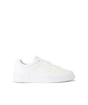 This Jude Sneaker is crafted from a white leather alternative with perforation for breathability. The front laces up with a white branded tab.