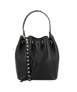 - Bucket bag in black leather
- Top handle
- Removable shoulder strap
- Iconic all-around studs
- Drawstring closure
- Gold logo print on the back
- Main inner compartment
- Made in Italy
- Dimensions: H 18 X W 16 X D 11 CM
- HANDLE DROP: 12 CM
- STRAP DROP: 53 CM Measurments:  width: 110 mm length: 160 mm height: 180 mm strap length: 530 mm handle drop: 120 mm