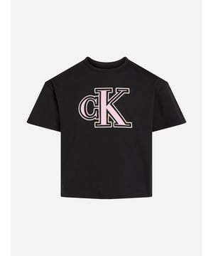 Introducing the Girls Monogram Flock Boxy T-Shirt in Black by Calvin Klein. Crafted for the discerning young fashionista for SS2025, this top merges cutting-edge style with peak comfort. Explore its unique features Distinctive Monogram Flock Design Elevating the casual with luxury, perfect for making a sleek statement. Supreme Comfort Soft fabrics ensure all-day ease for endless adventures. Versatile Style Easily pairs with any ensemble, enhancing your girl's wardrobe.Revitalise her collection with this exquisite piece today!