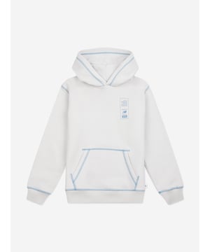 New Balance combine modern innovation with classic portraits. This boys grey matter hoodie is a captivating construction. It showcases a kangaroo pocket, hood and distinctive logo. A versatile, effortlessly stylish piece to adore. Ribbed Trims 80 Cotton, 20 Polyester