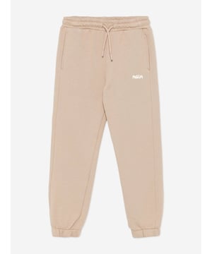 Introducing the exquisitely crafted Kids Logo Joggers by msgm, a quintessential addition to any fashionable BoyGirl's wardrobe for SS2025. Each pair blends elegance with comfort, making them ideal for both stylish outings and cosy days at home. Key features include Luxurious Beige Tone A versatile and classic shade perfect for any occasion. Signature MSGM Detailing Distinctive logo accentuates trendy design ethos. Premium Fabric Soft and enduring materials ensure comfort and durability.Elevate your child's style with these chic joggers.