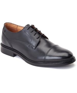 Straight to the point with absolutely no faff, the Magnus Toe-Cap Derbies from Base London are for the man that means business. Quality leather uppers, cushioned Ortholite insole and a secure rubber tread - nuff said!